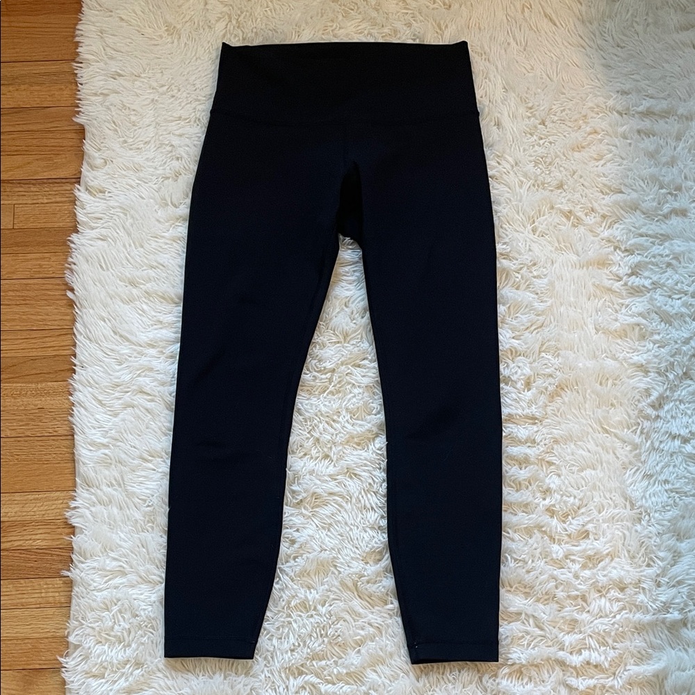 Black Lululemon leggings spandex material